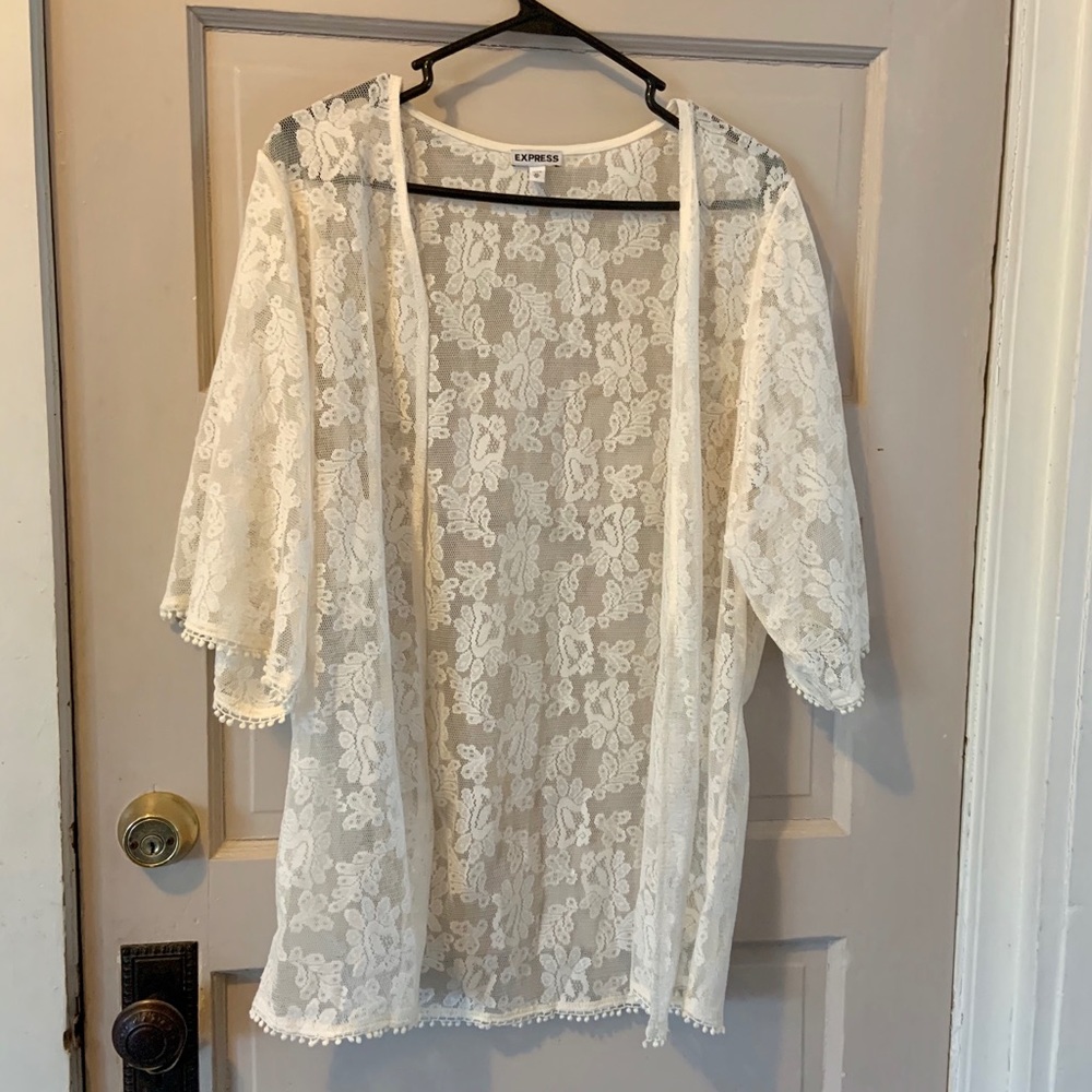 Express Lacy Kimono